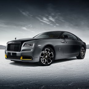 
Според Rolls-Royce ярката алуминиева каросерия на Thunderbolt е отразявала толкова силно лъчите на яркото слънце в Юта, че не е можела да бъде уловена от времеизмервателната апаратура, което е накарало водача да нарисува масивна черна стрелка и с жълт кръг отстрани на автомобила, вдъхновявайки името и дизайна на този лимитиран Wraith.