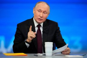 Руският президент Владимир Путин говори по време на годишната си пресконференция в Москва, Русия, на 14 декември. Александър Земляниченко/Reuters