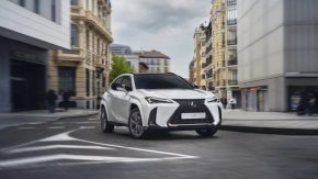 Lexus UX 300h.