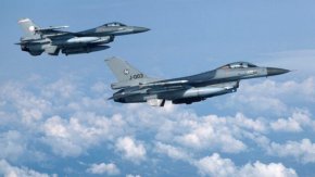 Нидерландия потвърди доставката на F-16 за Киев 